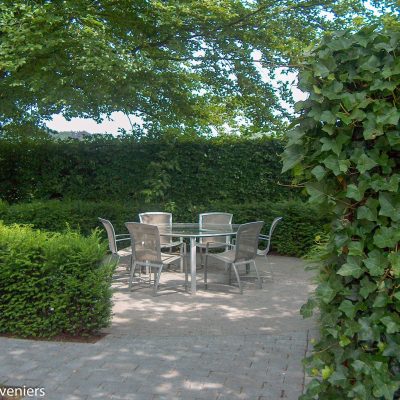 Landelijke tuin tuinaanleg en tuinonderhoud